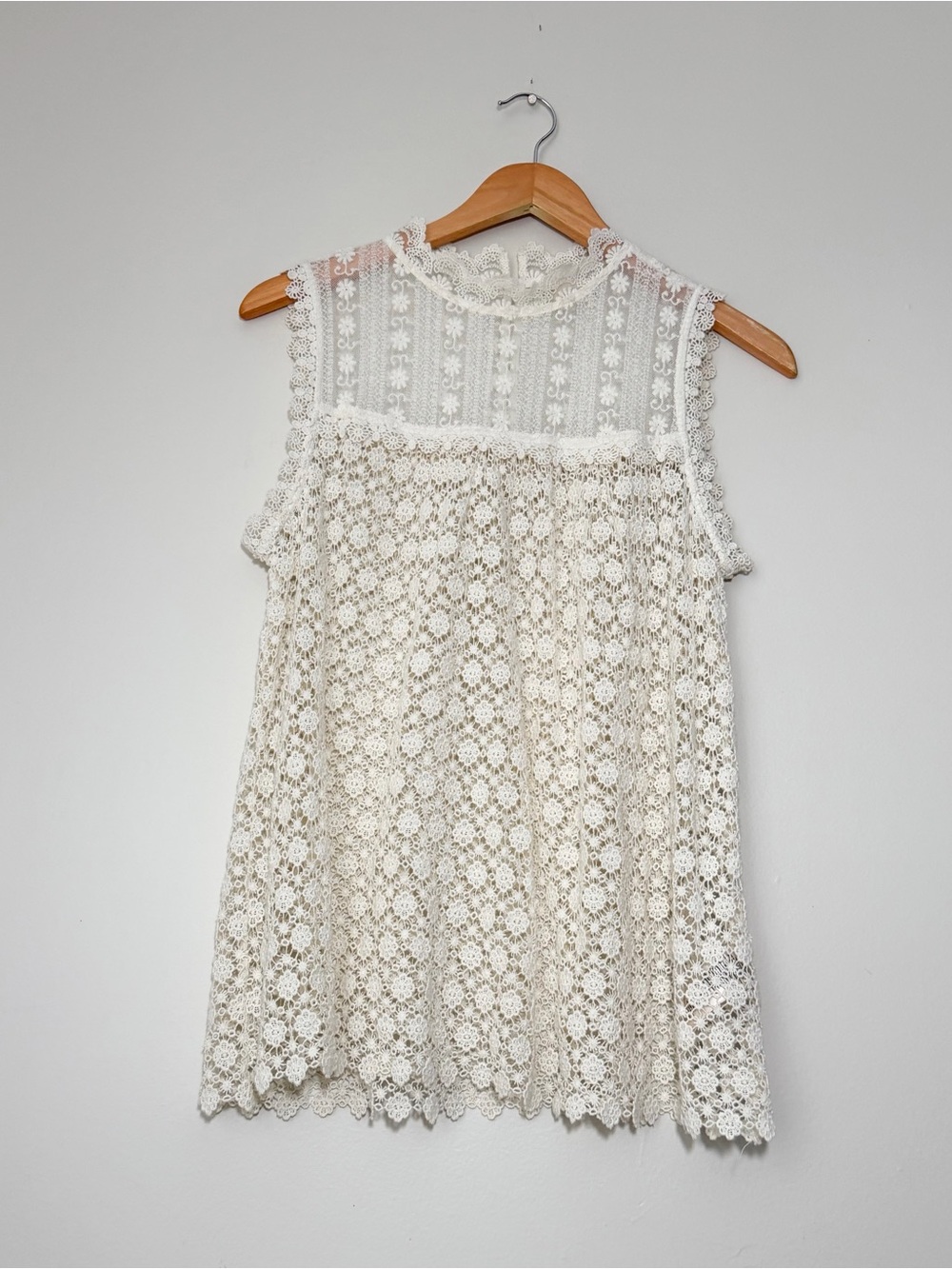 Anthropologie Lili’s Closet Crochet Lace Sleeveless Top